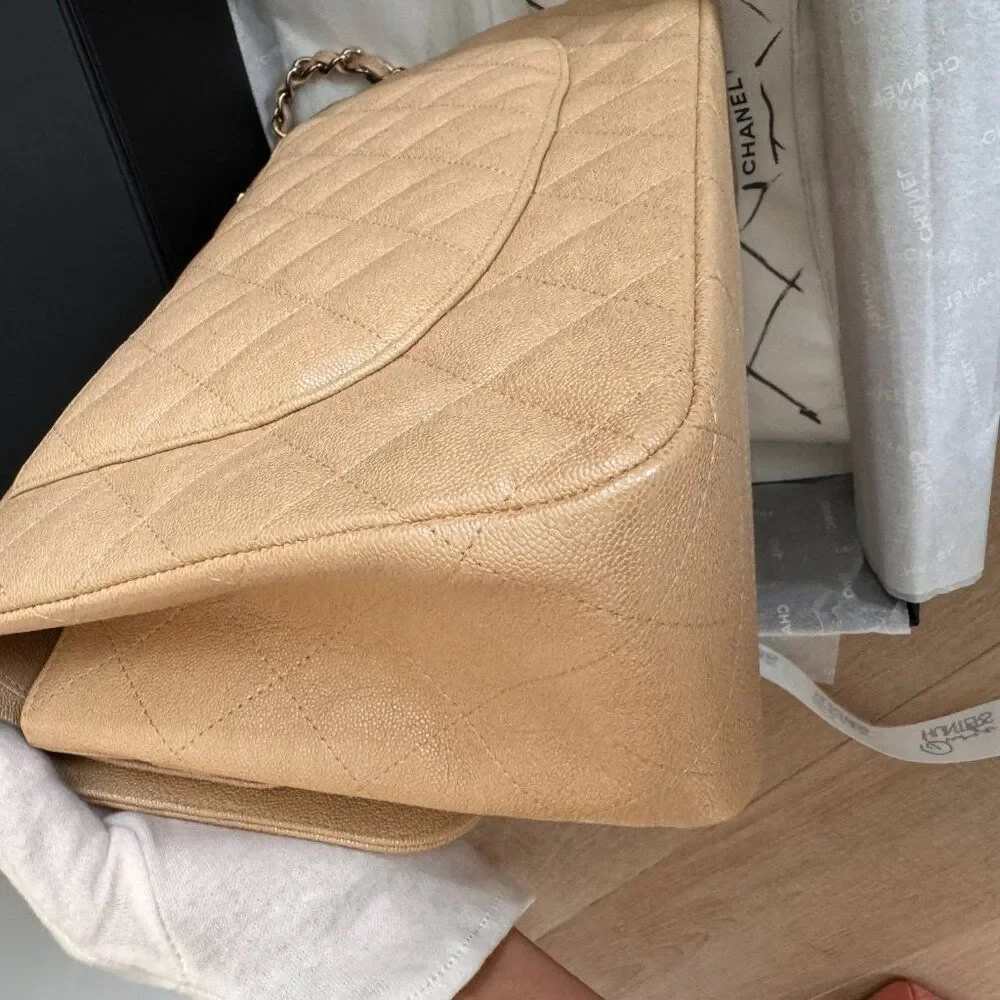 100% Authentic 19S CHANEL Jumbo Double Flap IRIDESCENT Caviar Lambskin GHW - Picture 6 of 16